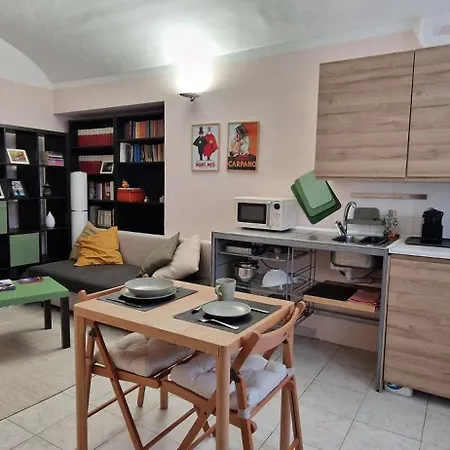 Valentino Apartment